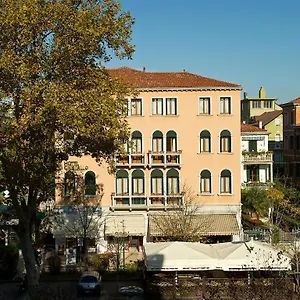 Cristallo 2*, Lido de Venecia Italia