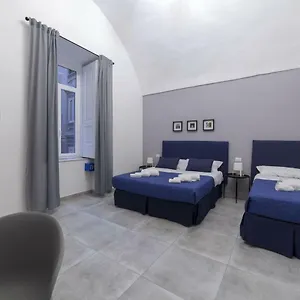 Bell'ebbuono , Nápoles Italia